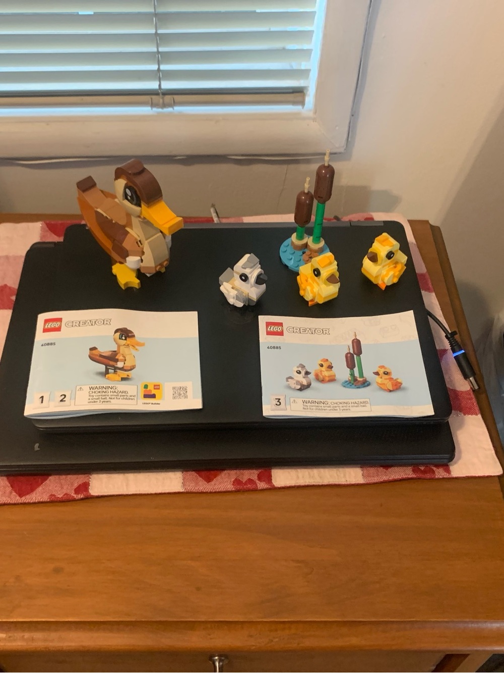 LEGO Creator Brown and Yellow Duck Family Building Set